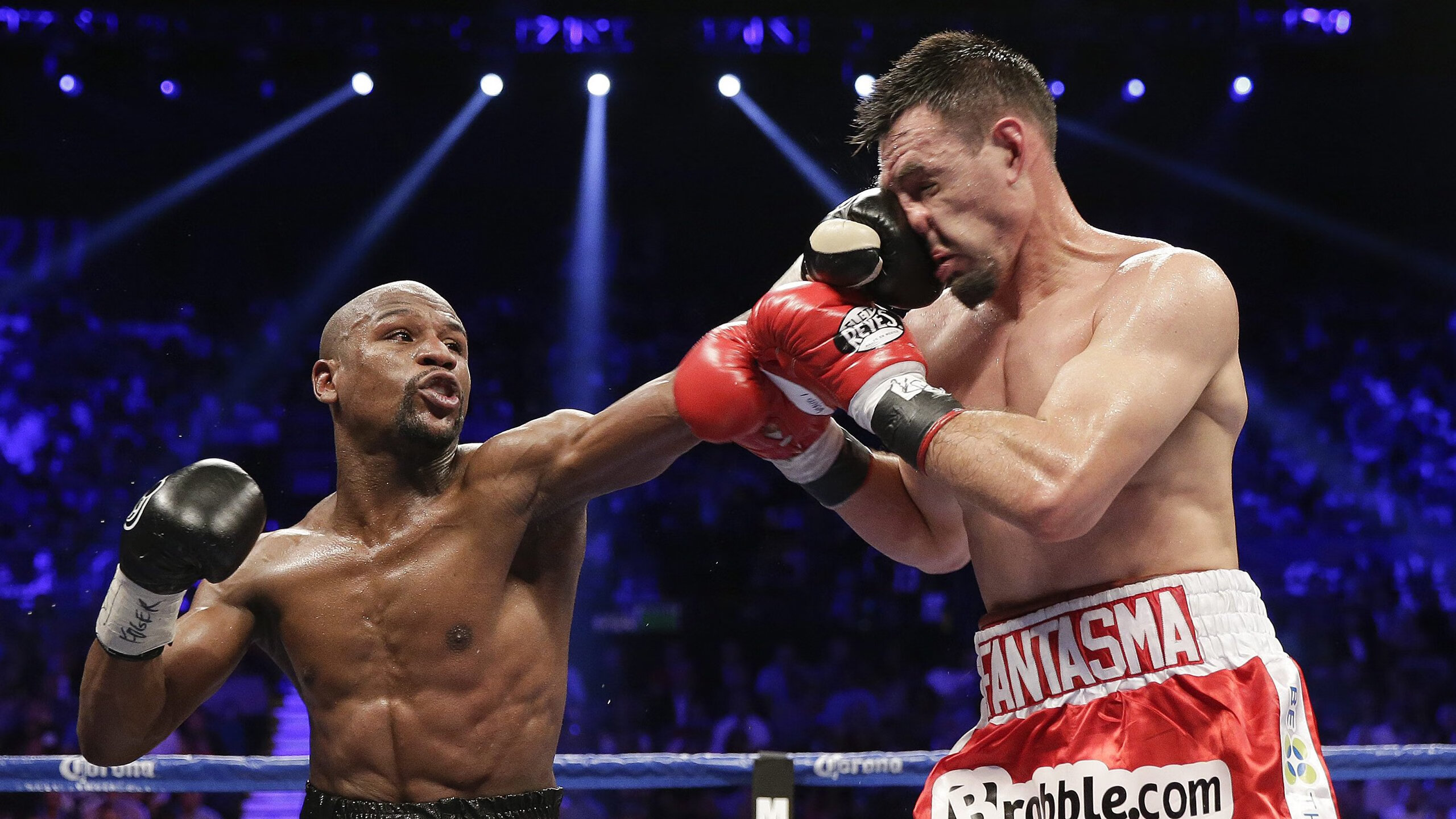 决赛瞬爆泳姿 切拉苏奥洛冲破极限