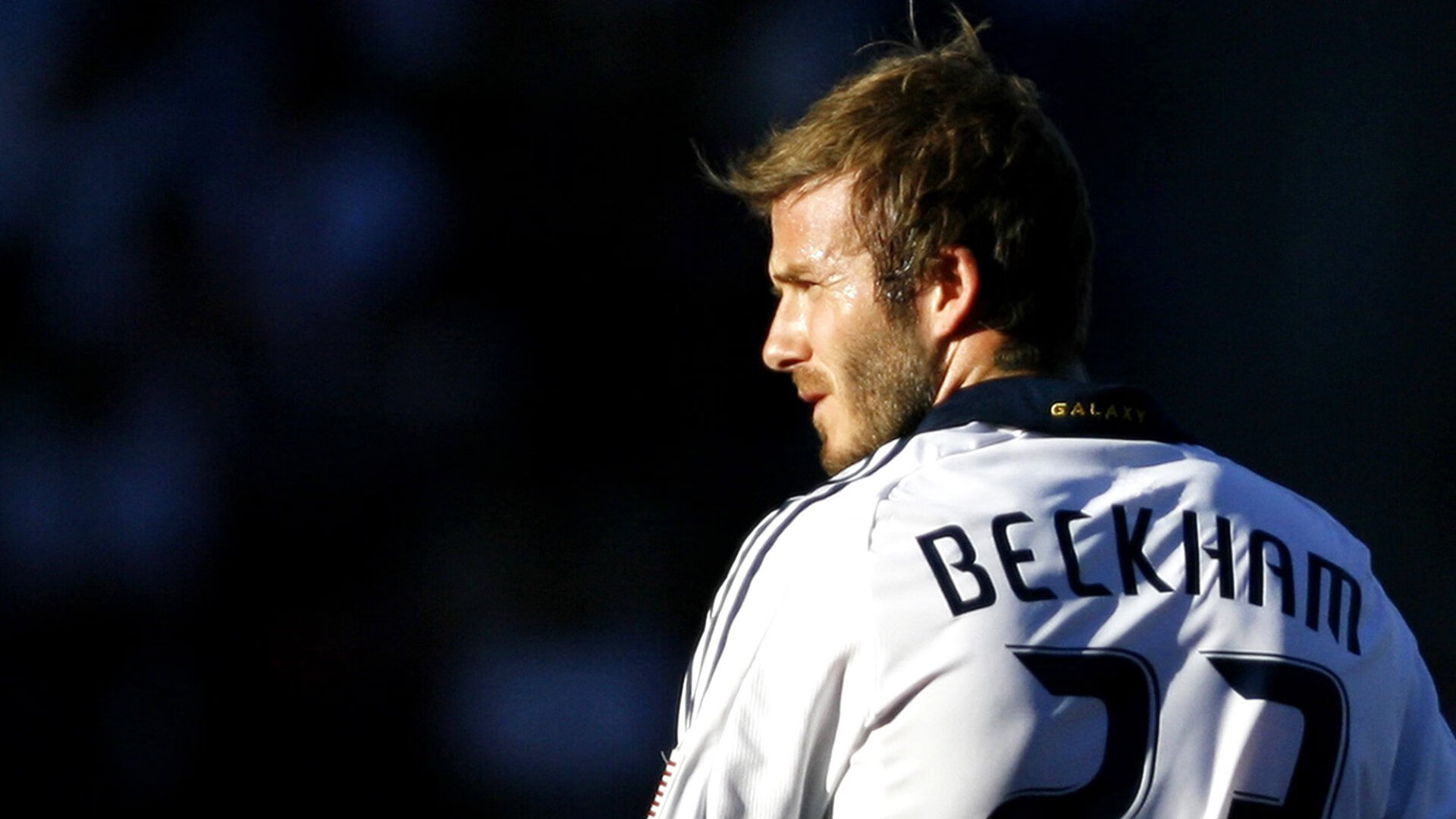 足球赛事志愿者招募火热进行中，体验赛场幕后，足球比赛志愿者需要干什么