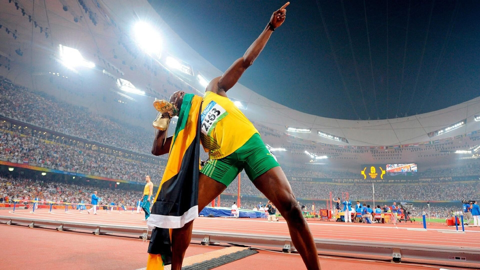 青训学员用行动感谢恩师,感人视频走红,感谢集训老师的话